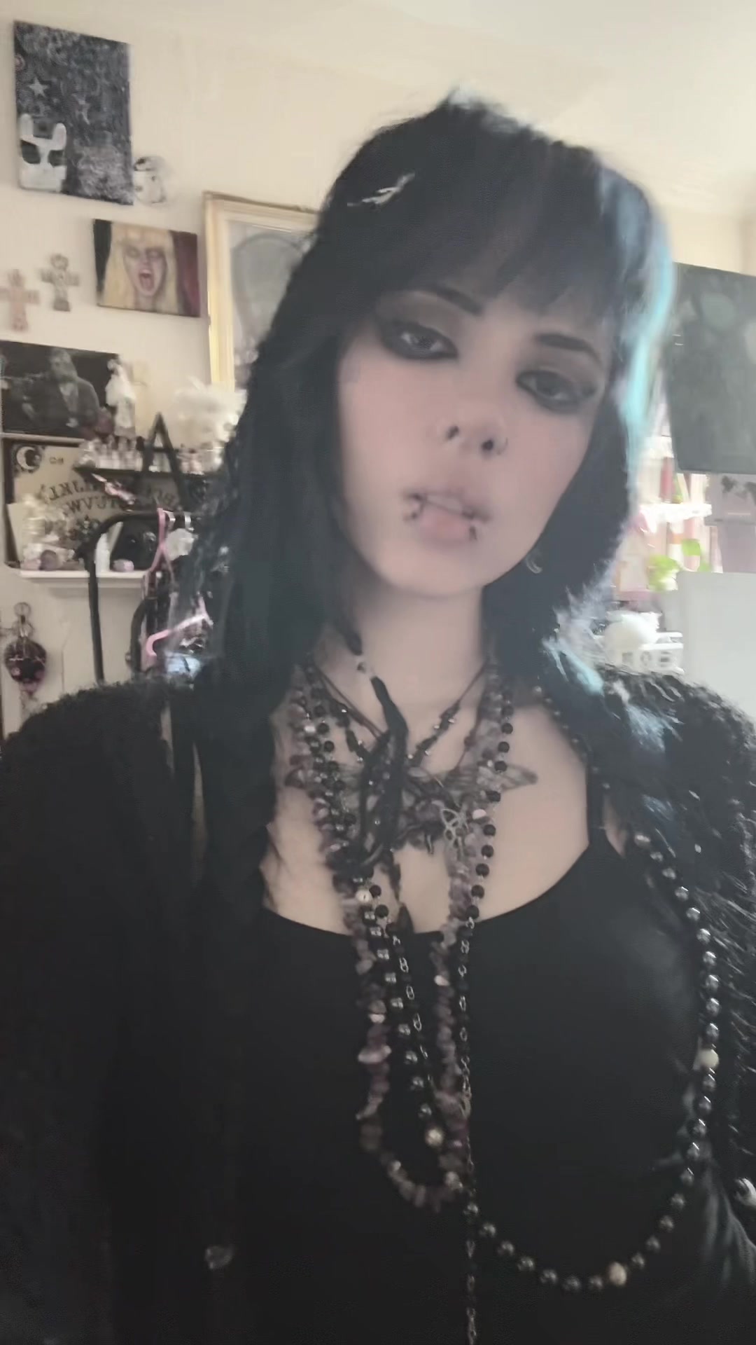 @𝕷𝖚𝖓𝖆🫀