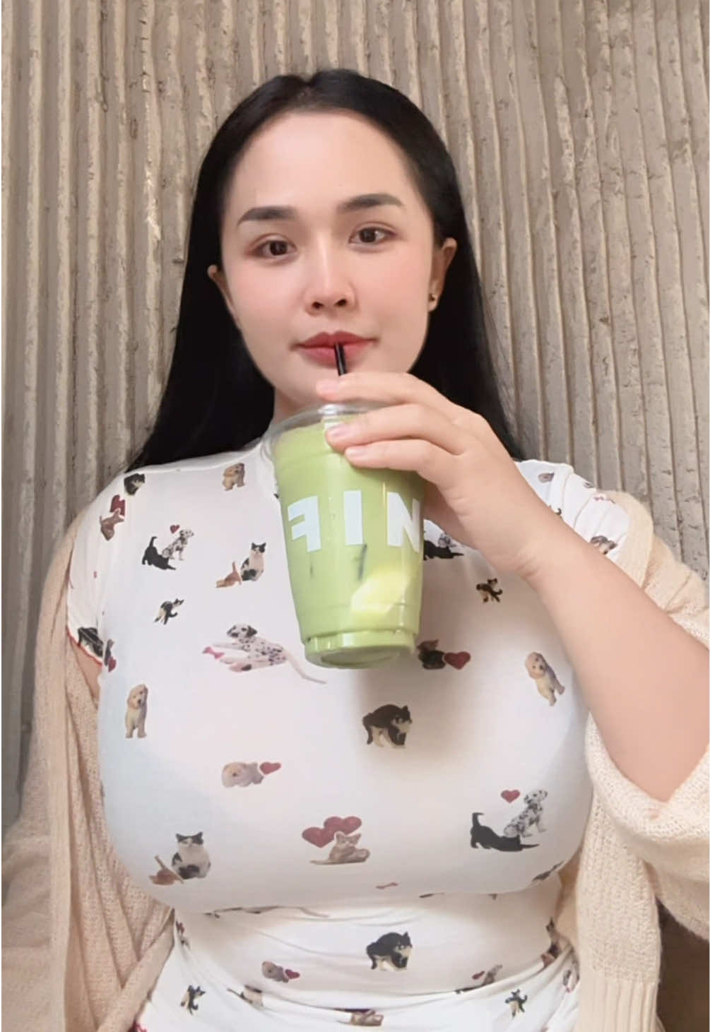 @เล็กจริยา🐽(ช่องจริง400k)