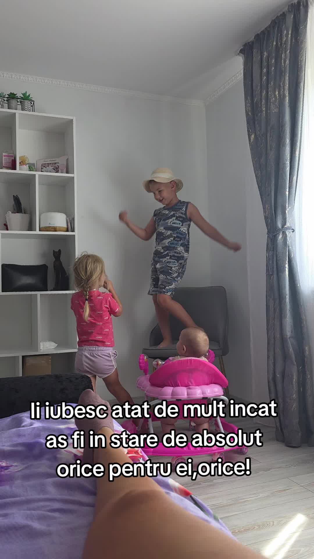 @Adina93