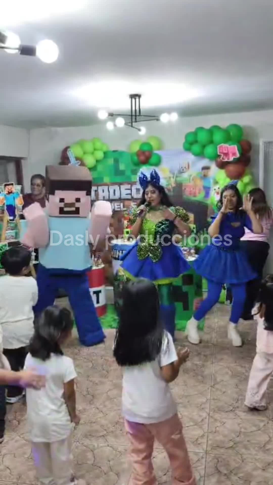 @DASLI PRODUCCIONES 🎉