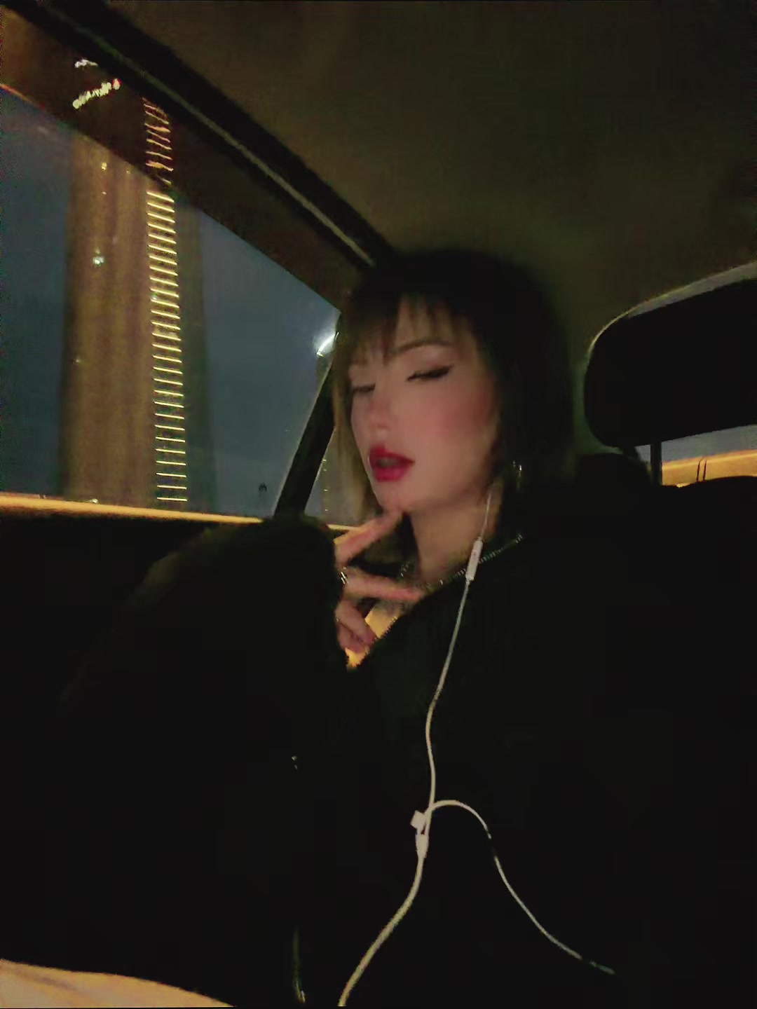@mis