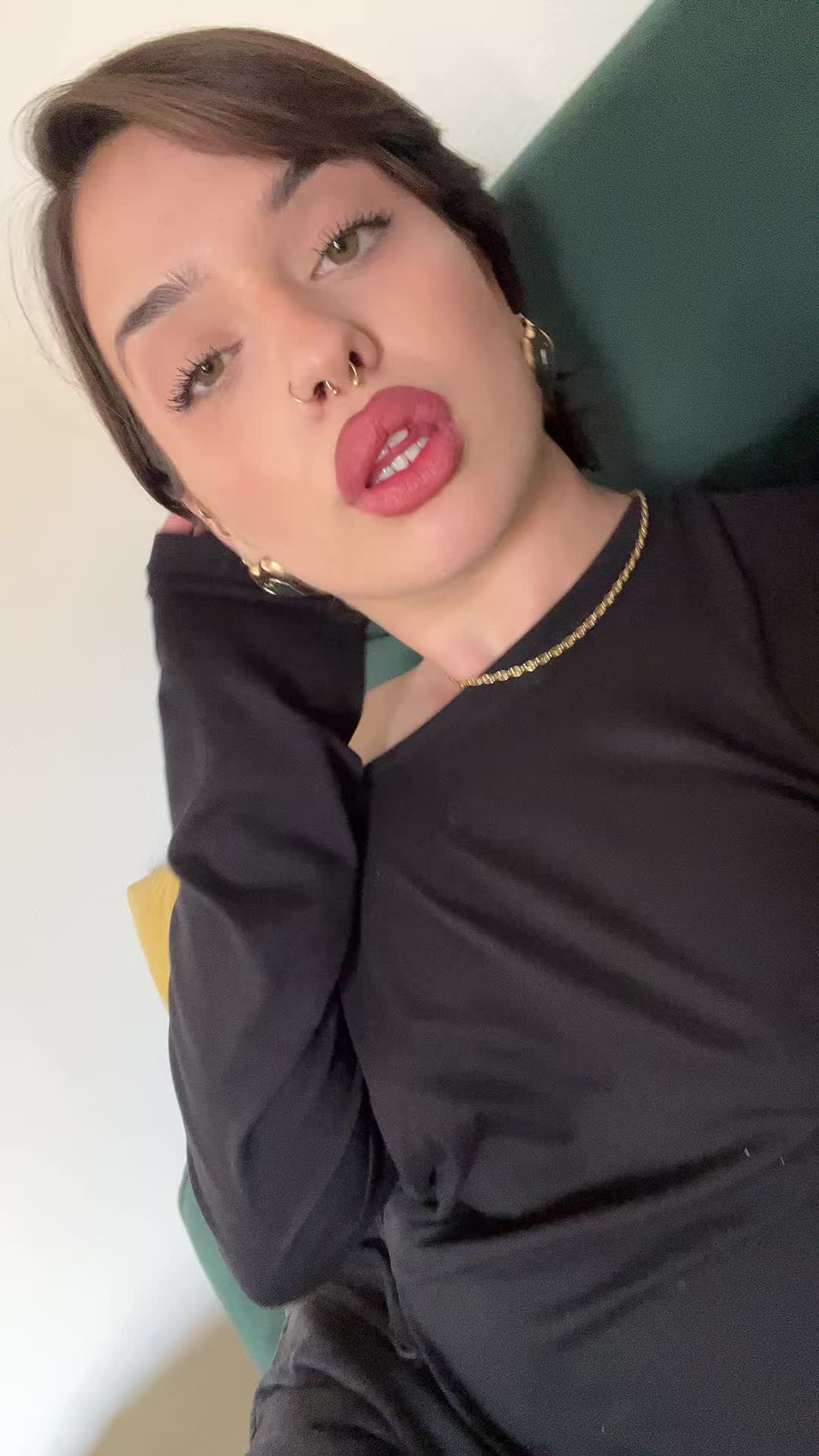 @ninon🗯️