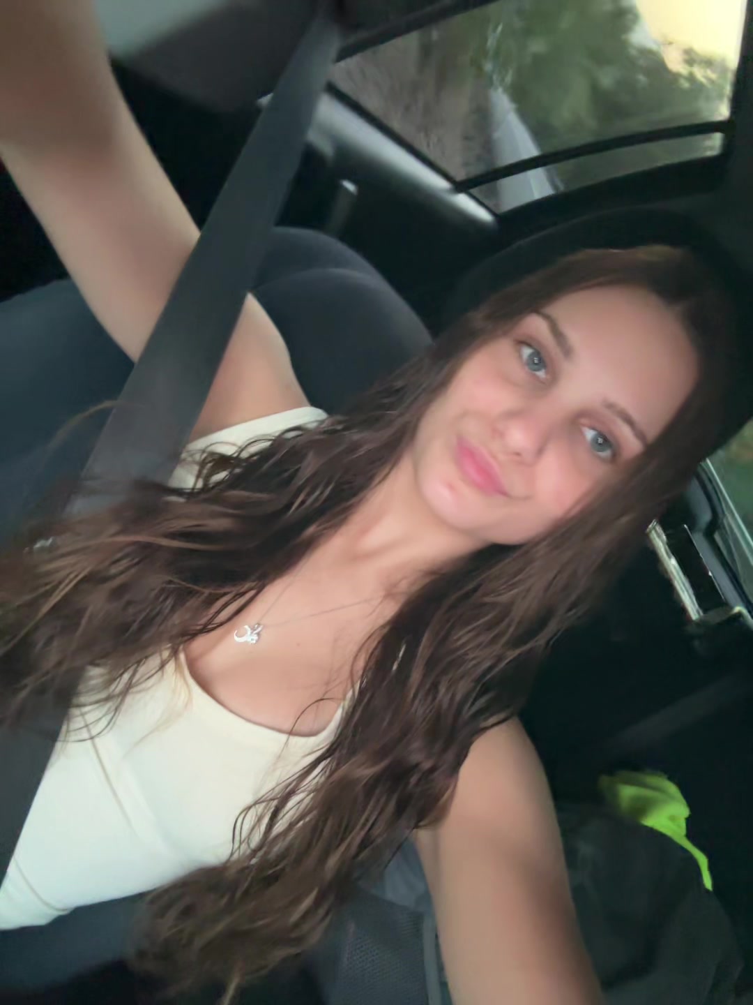 @j9436728