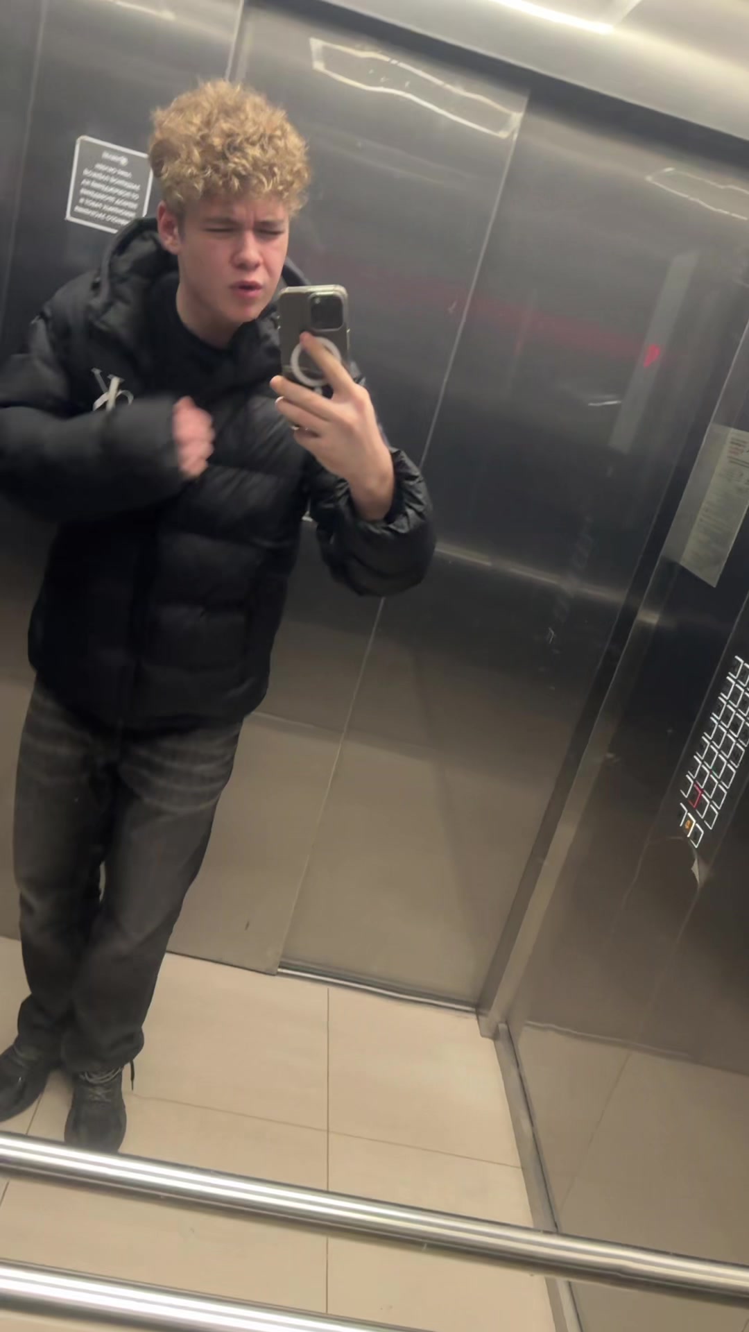 @Тгк:женя я