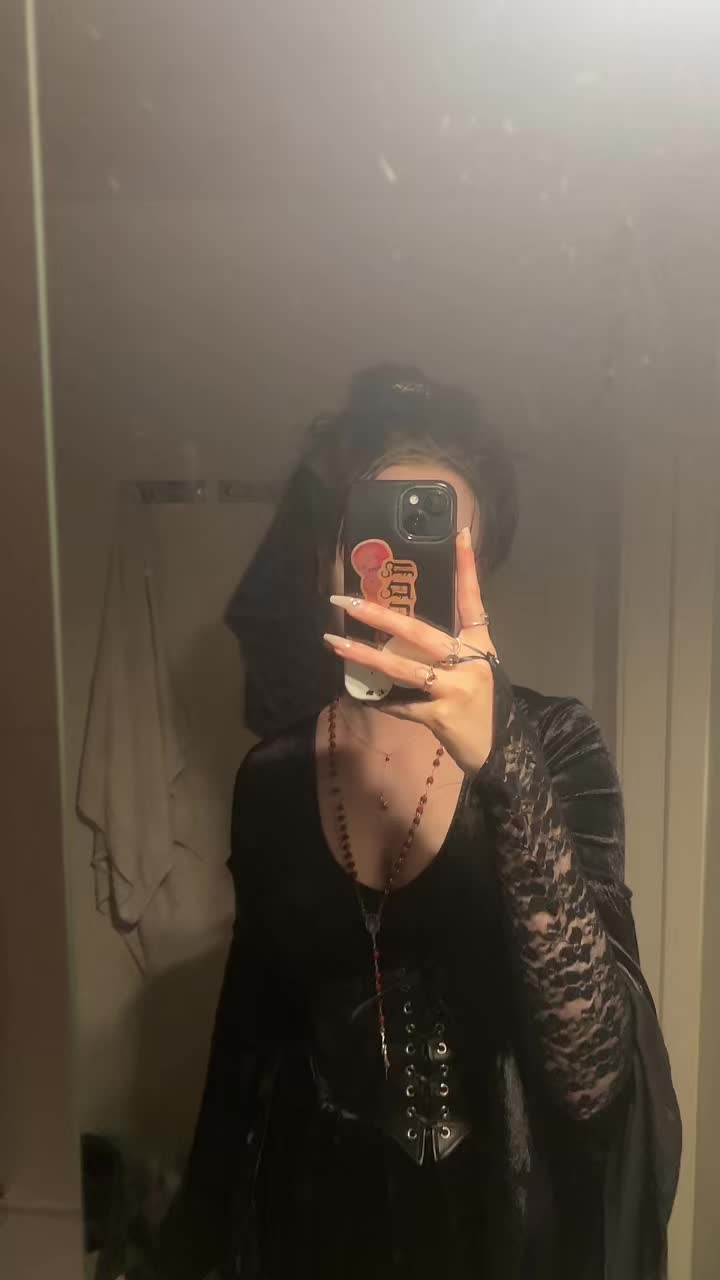 @Mio