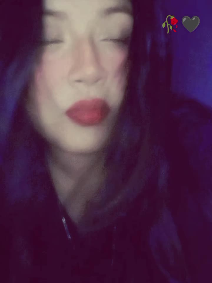 @Valeria _ Aguilar ๐