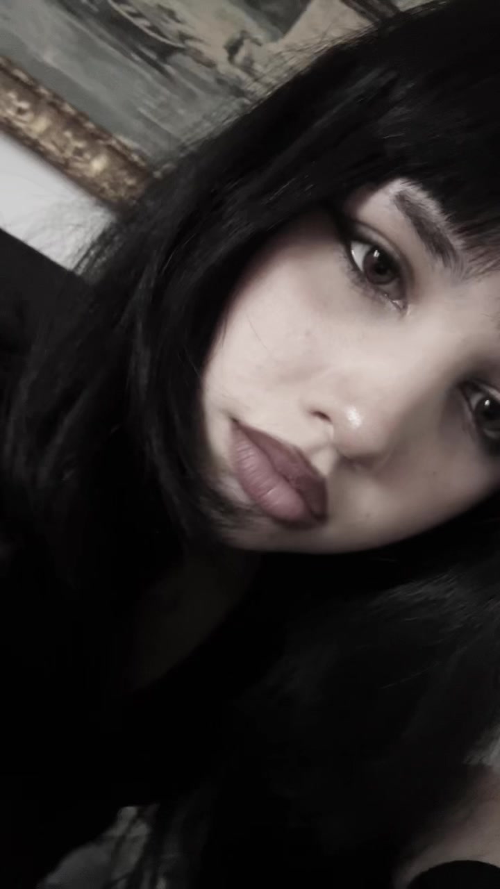 @Diana ♱ 🇷🇴