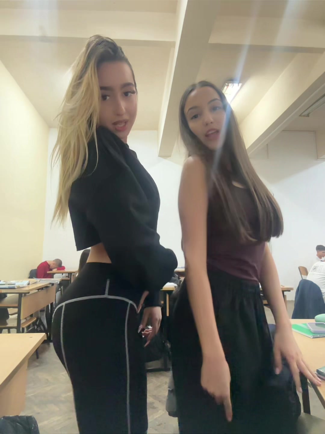 @zz