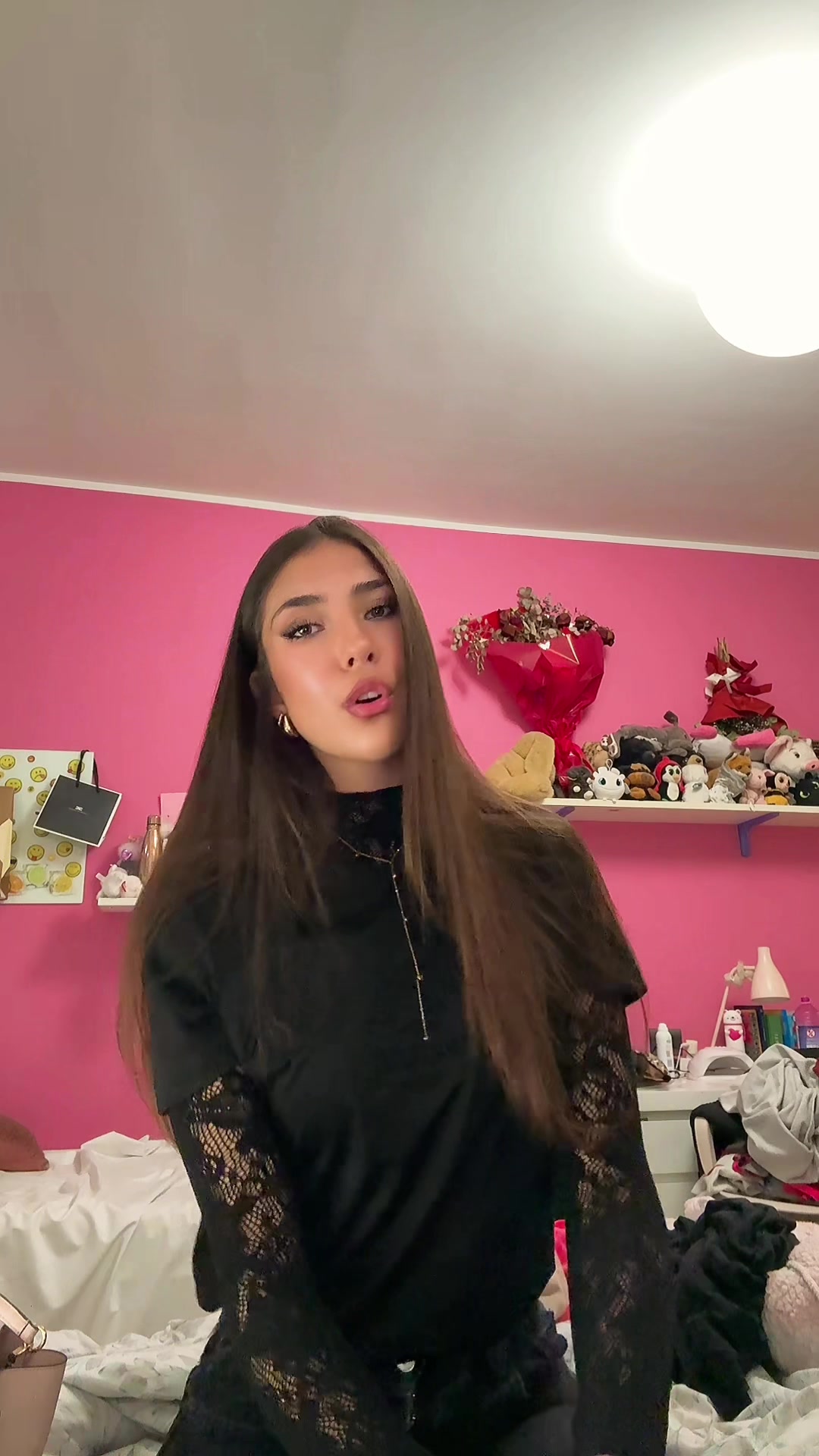 @Rebeccaleoo