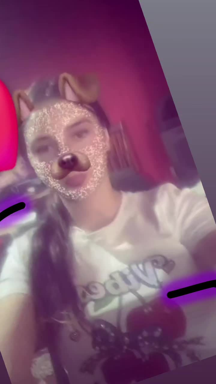 @🗣𝕸𝖔𝖓𝖎𝖈𝖆💞