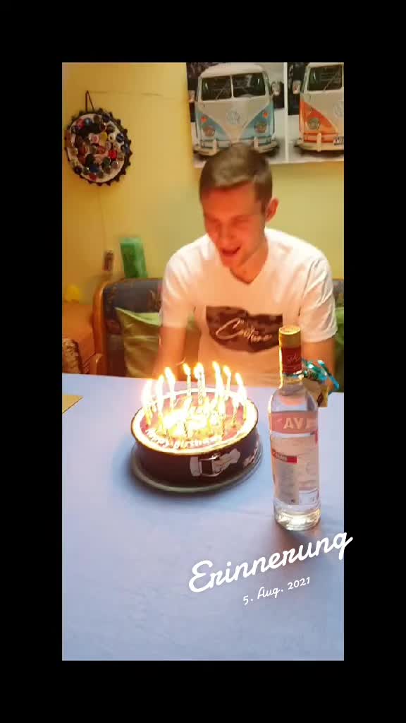 @MaUzL =^..^=