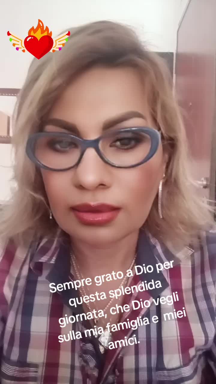 @Dora C