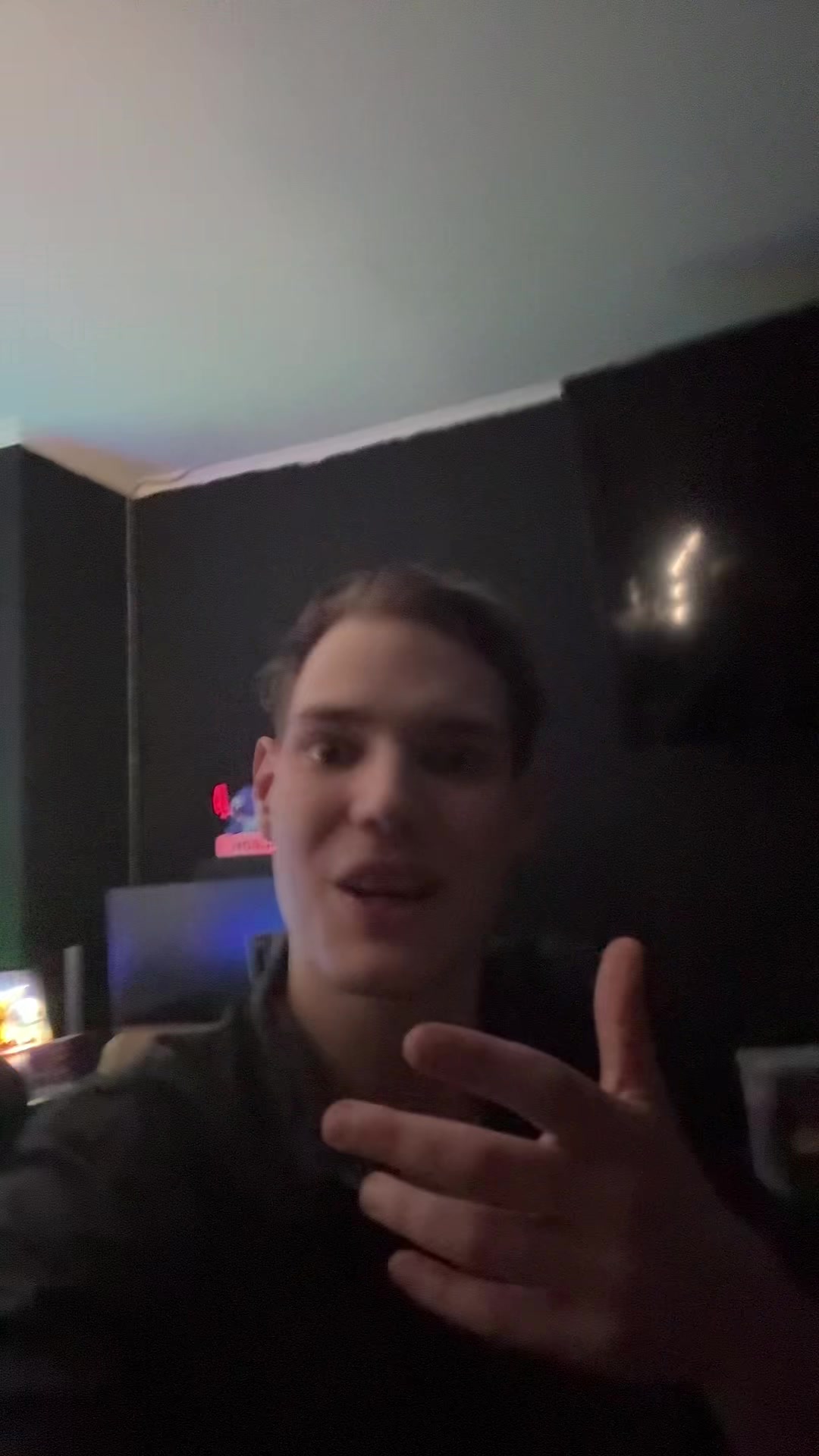 @B4L.
