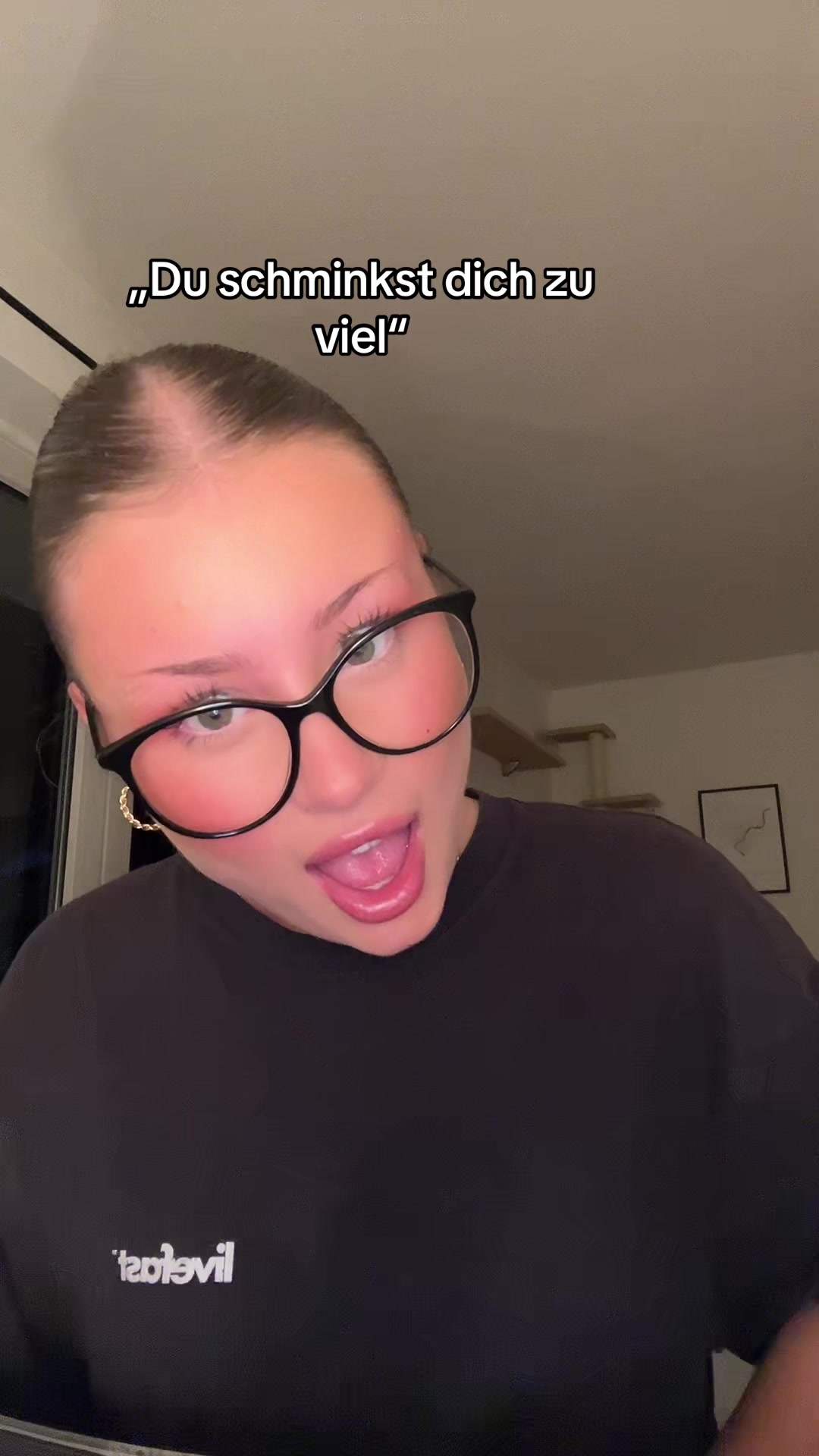 @𝑯𝑬𝑳𝑬𝑵🪼