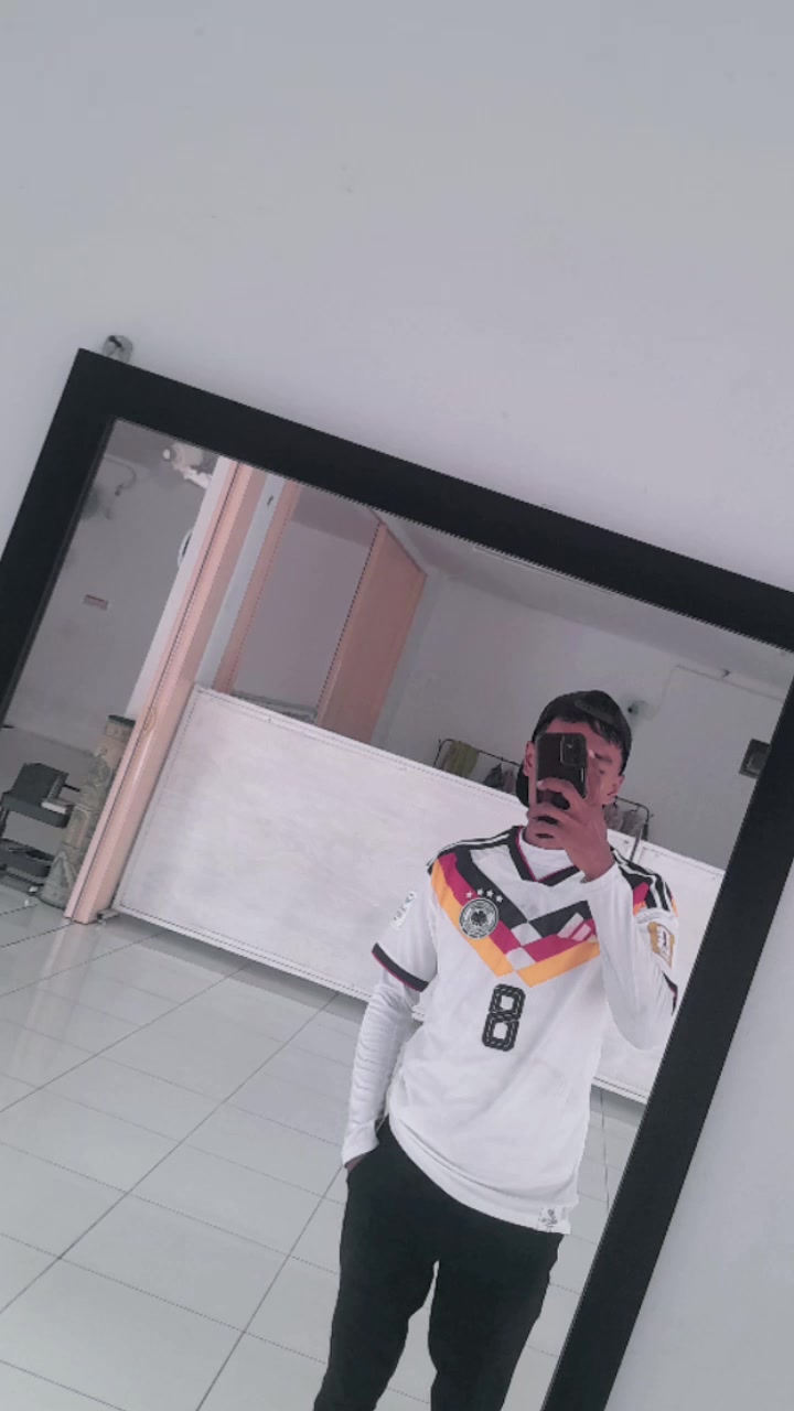 @ᴋᴇᴊᴜ ᴍᴏᴢᴢᴀʀᴇʟʟᴀ