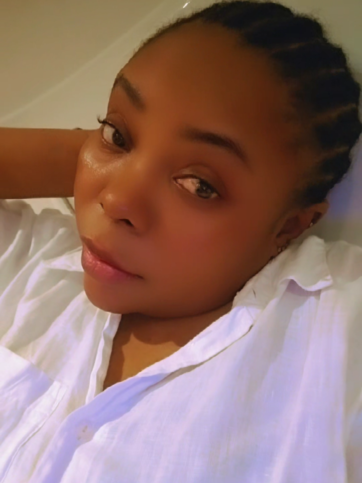 @Jolie Claire Tchoup&eacute;🇨🇲🇬🇧