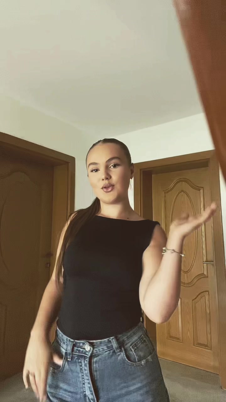 @loriana