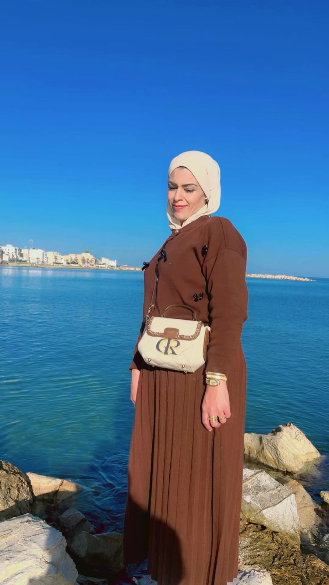 @🇹🇳khouloud 🇹🇳
