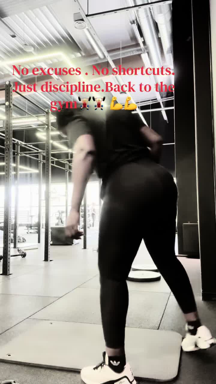 @𝒻𝓁𝒶𝓃𝒿ℴ𝓎1