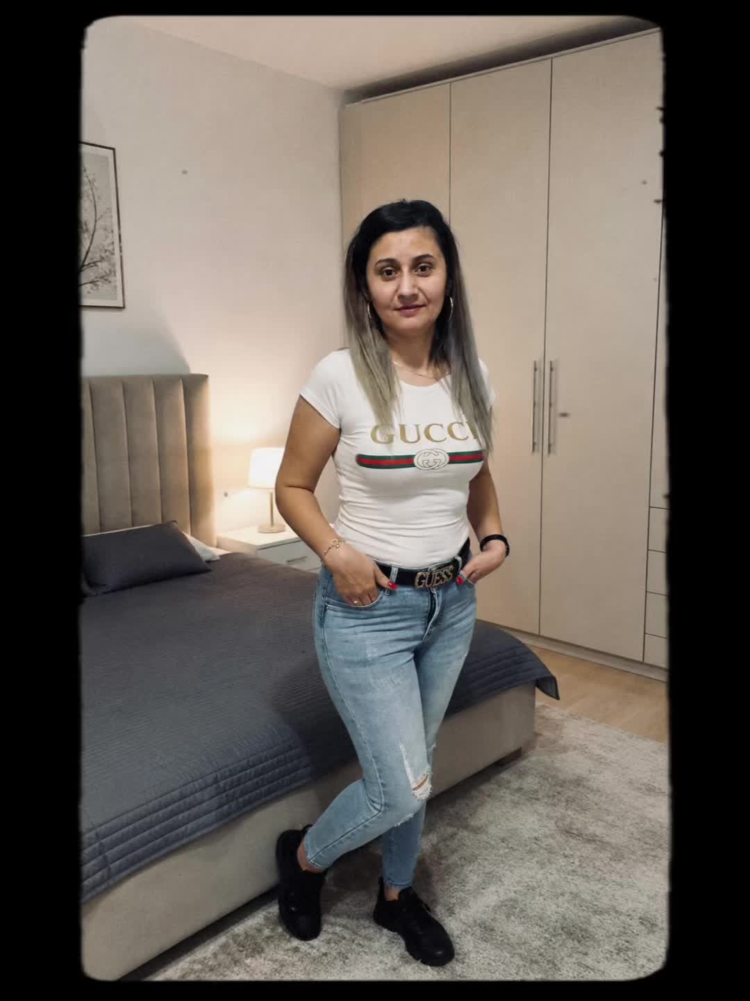 @Madalina Mada Stilat