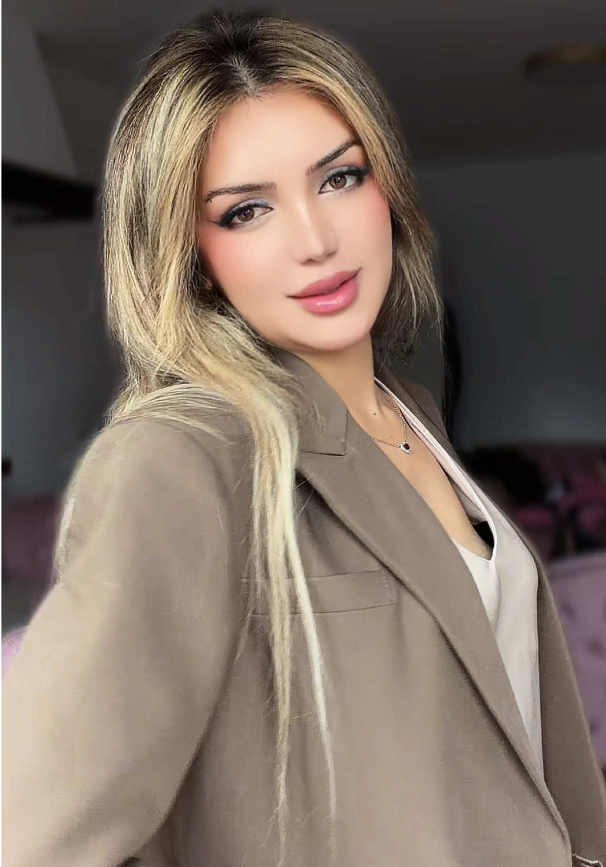 @naz__fashion