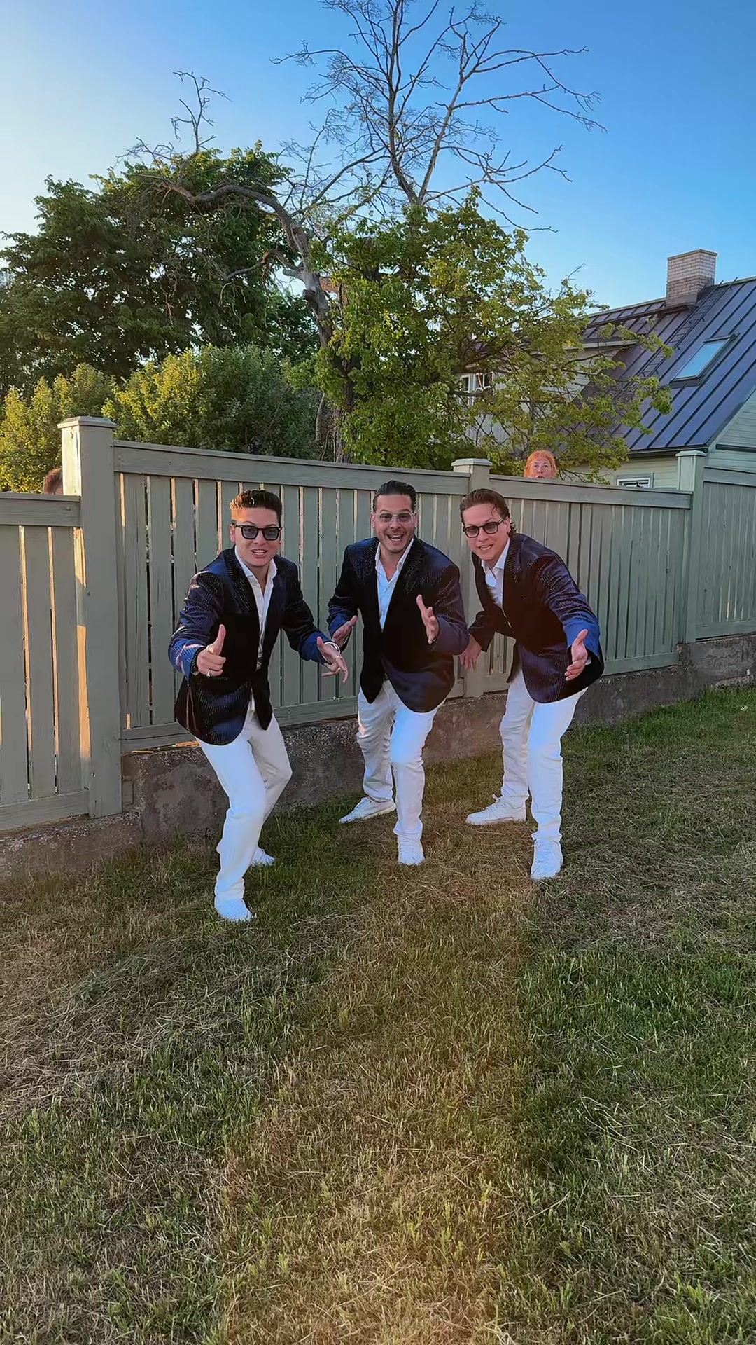 @Esteriore Brothers