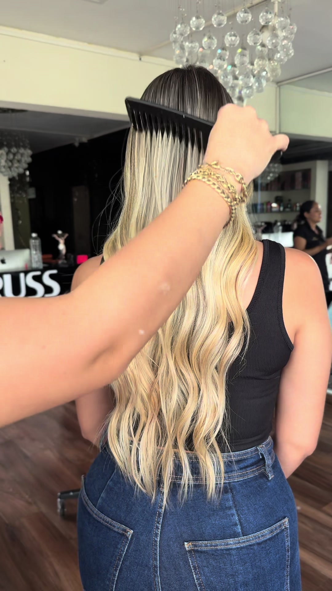 @Marialuisavicunahairdesigner