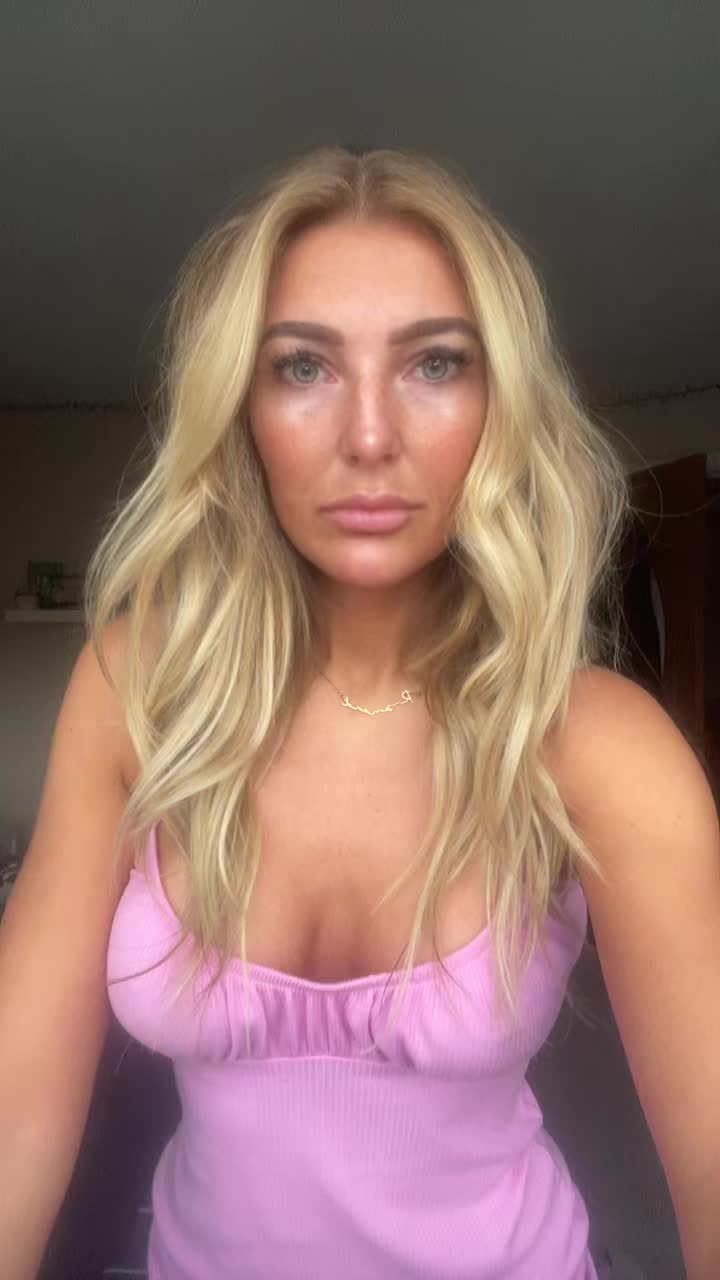 @yourwifefarrah