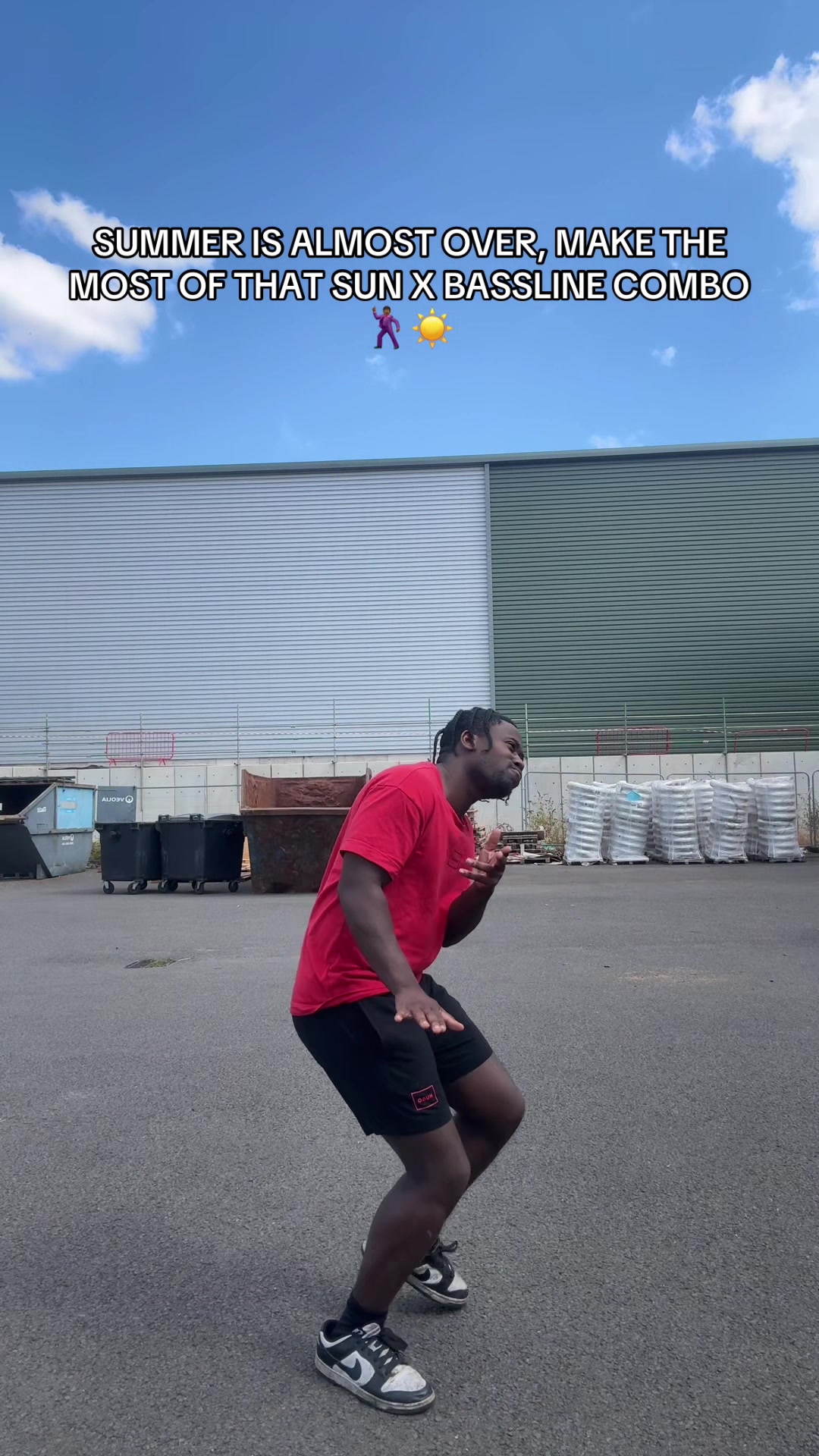 @MR HAPPY FRIDAY🕺🏾🥳