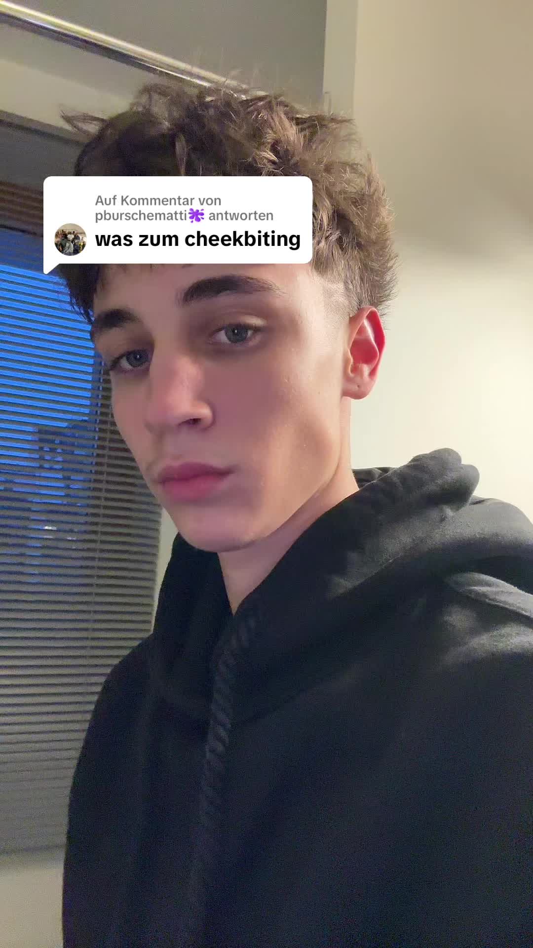 @🫰