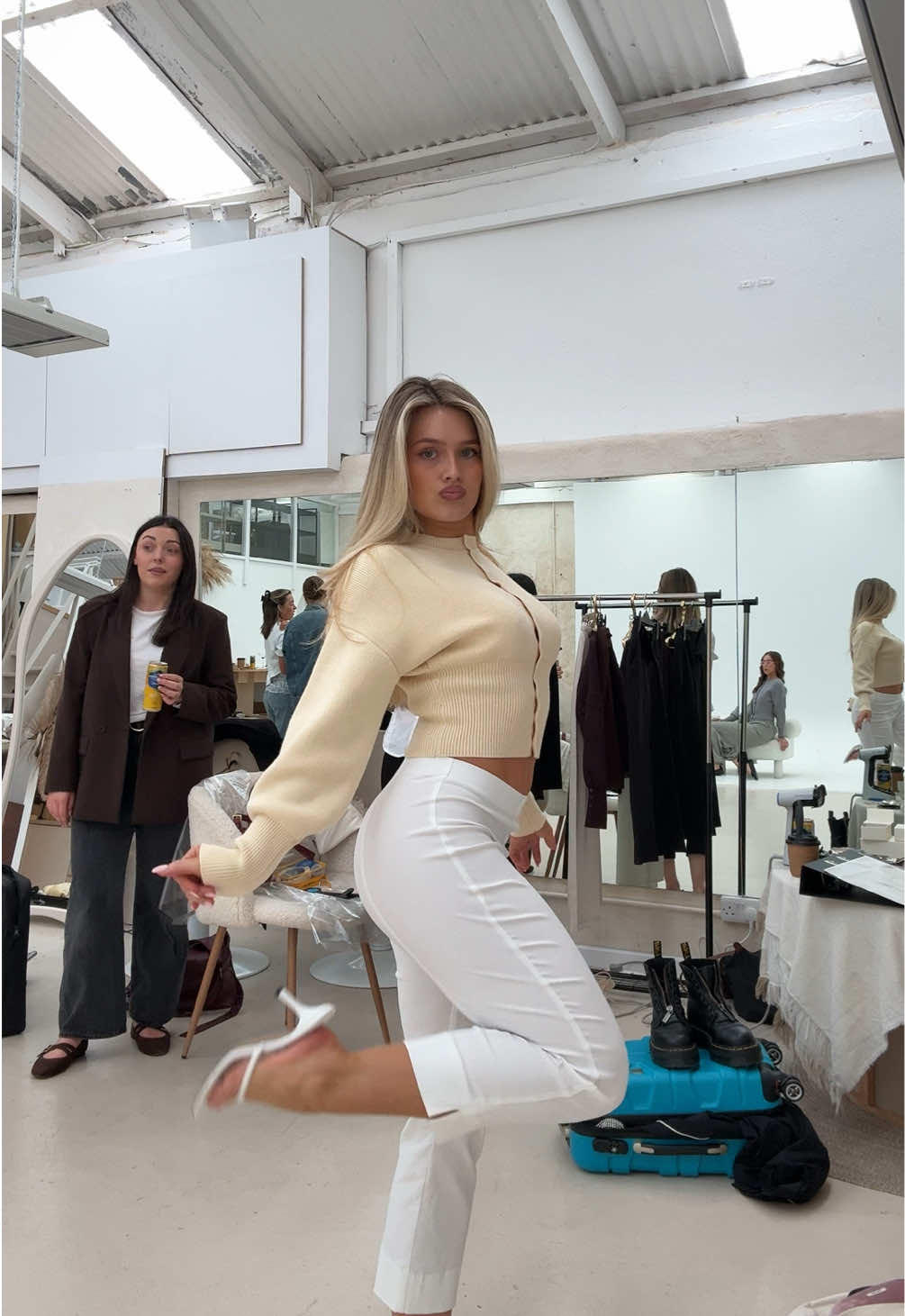 @Eva