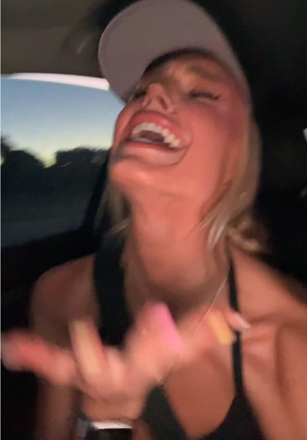 @Miranda <3