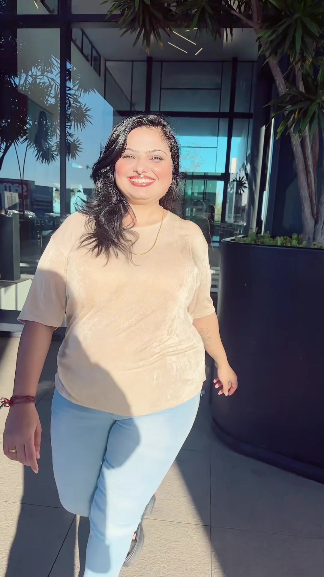 @queen of happiness
