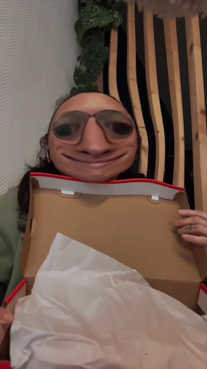 @Laura