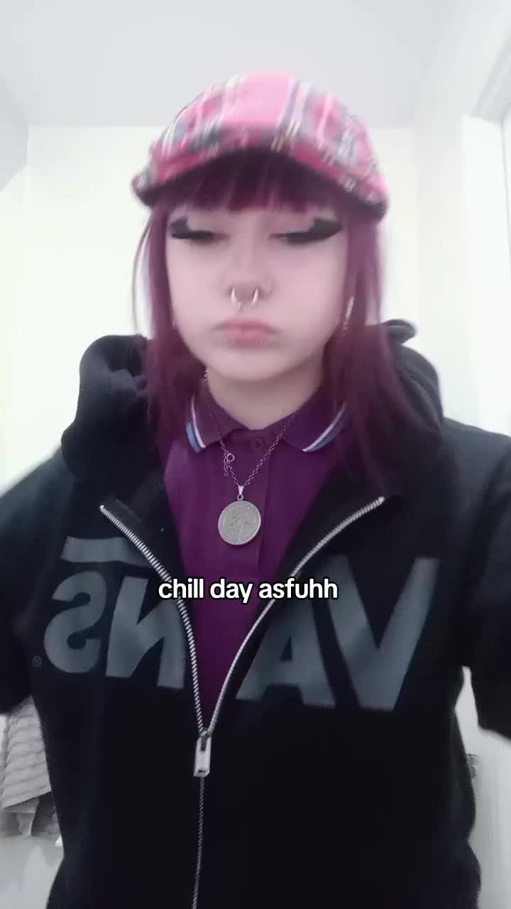 @Skunkz🦨🦨