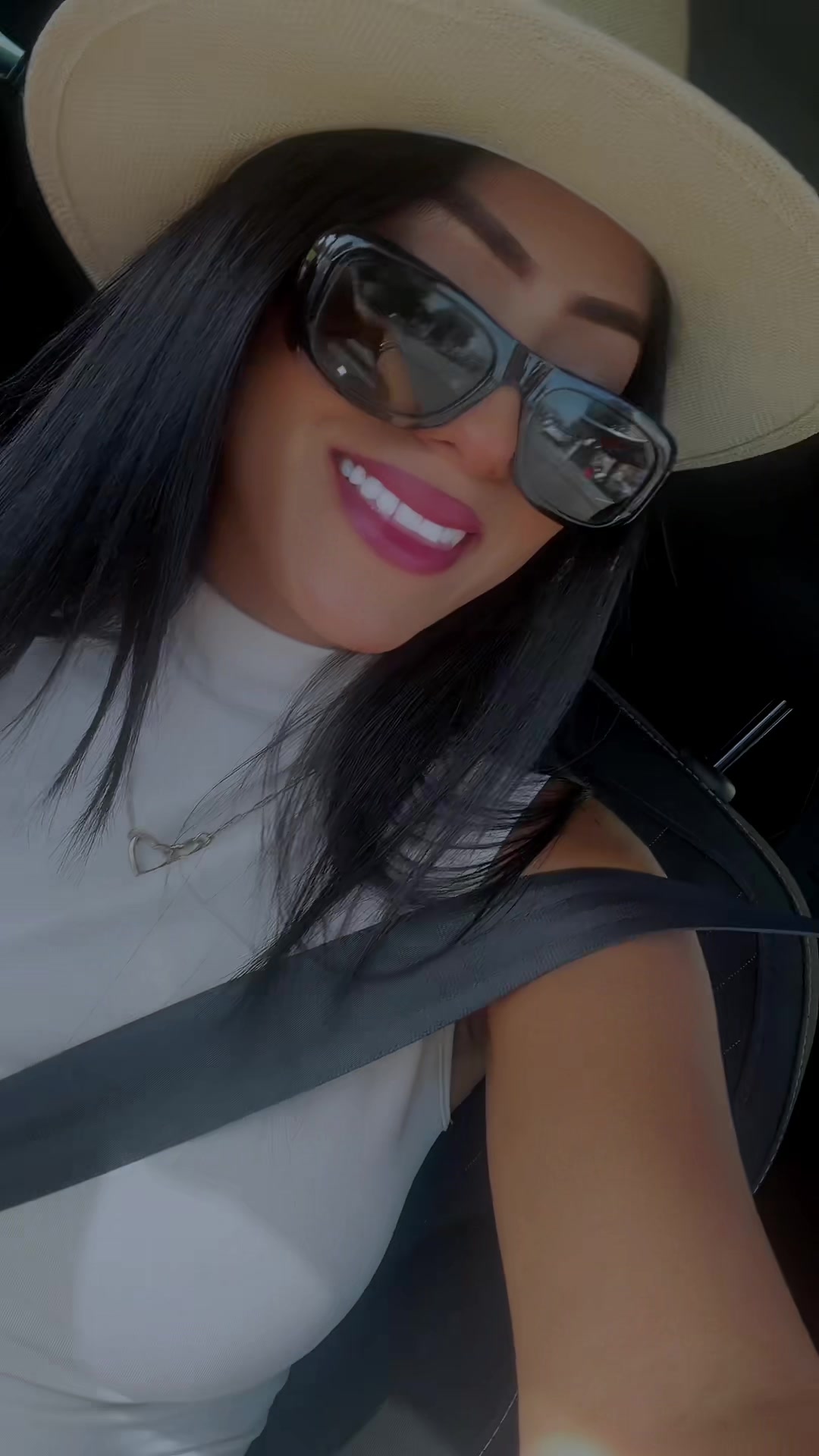 @GABRIELA CELESTE