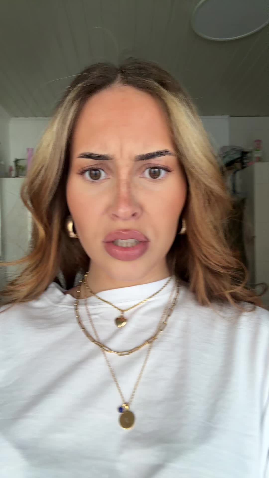 @julia