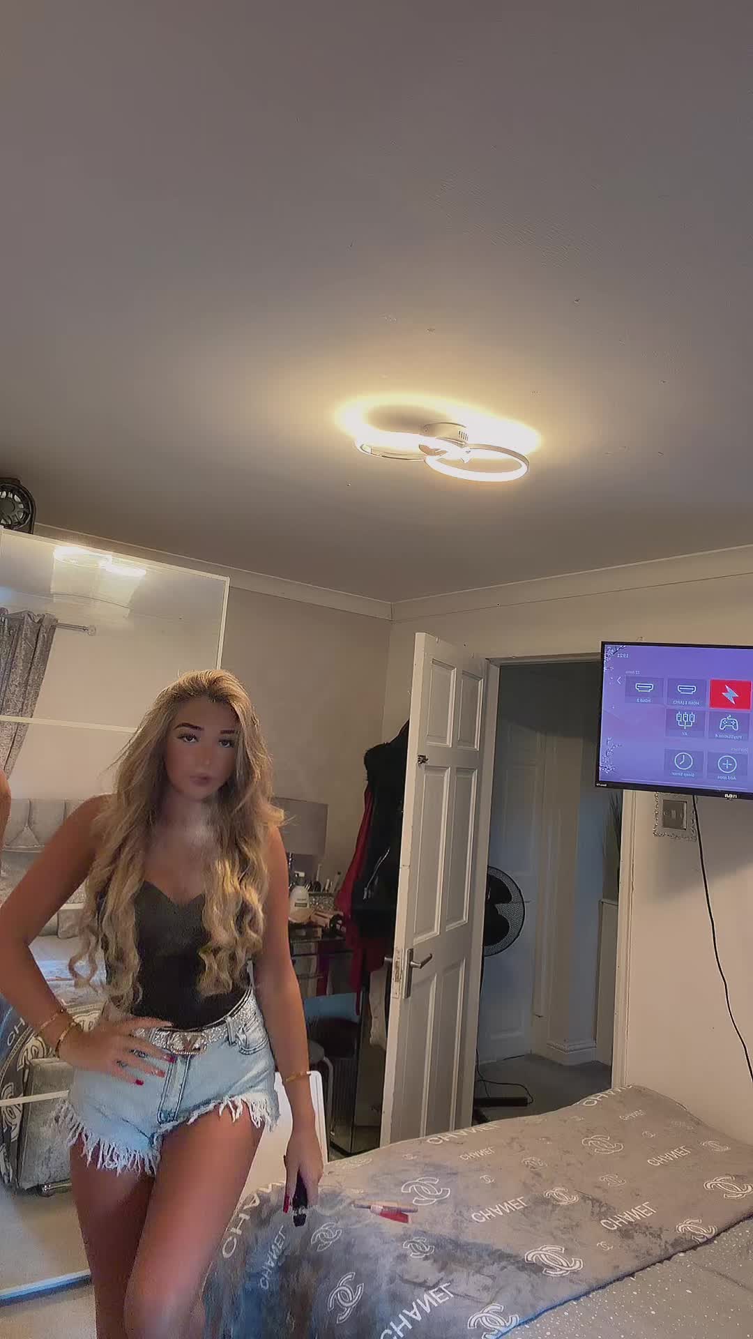 @Maisie Mae