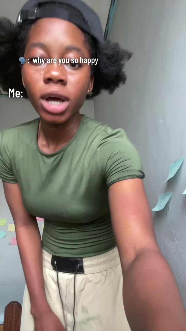 @Tina🖤•