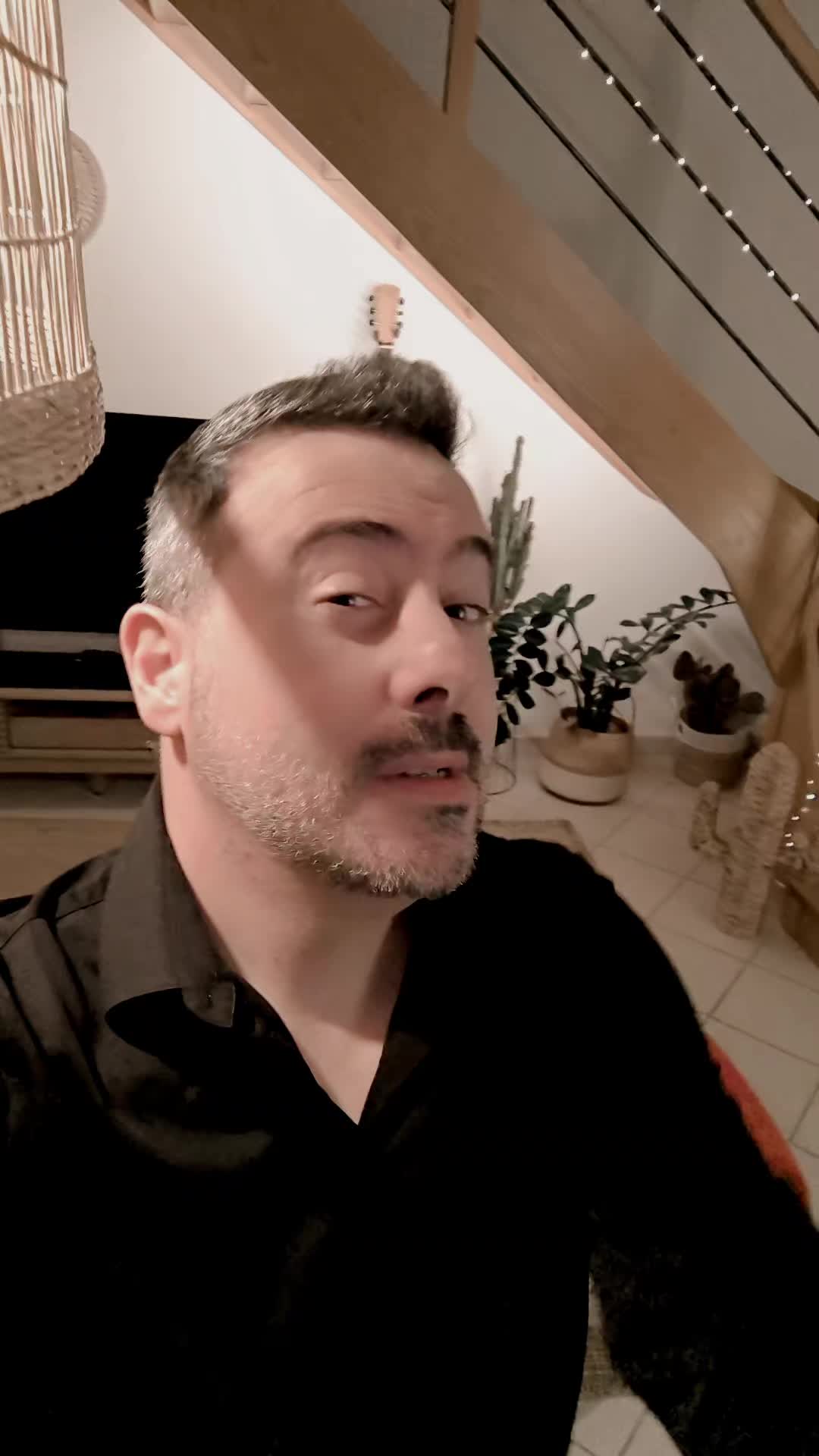 @shakiro