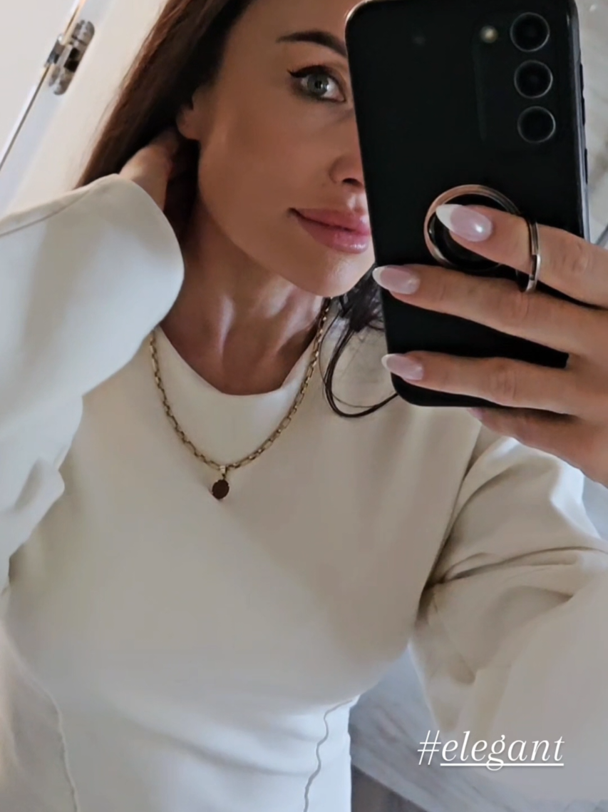 @Karolina