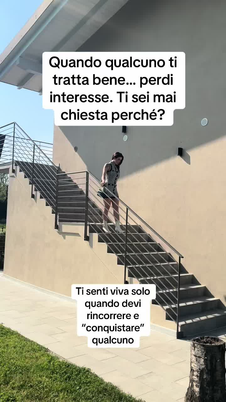 @ElenaBeccore