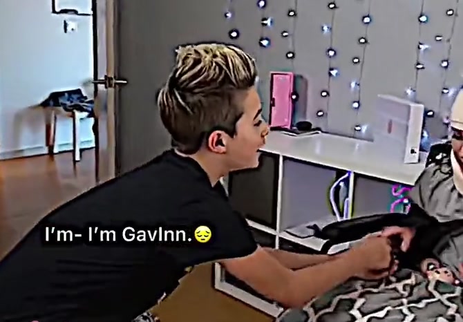 @rhy
