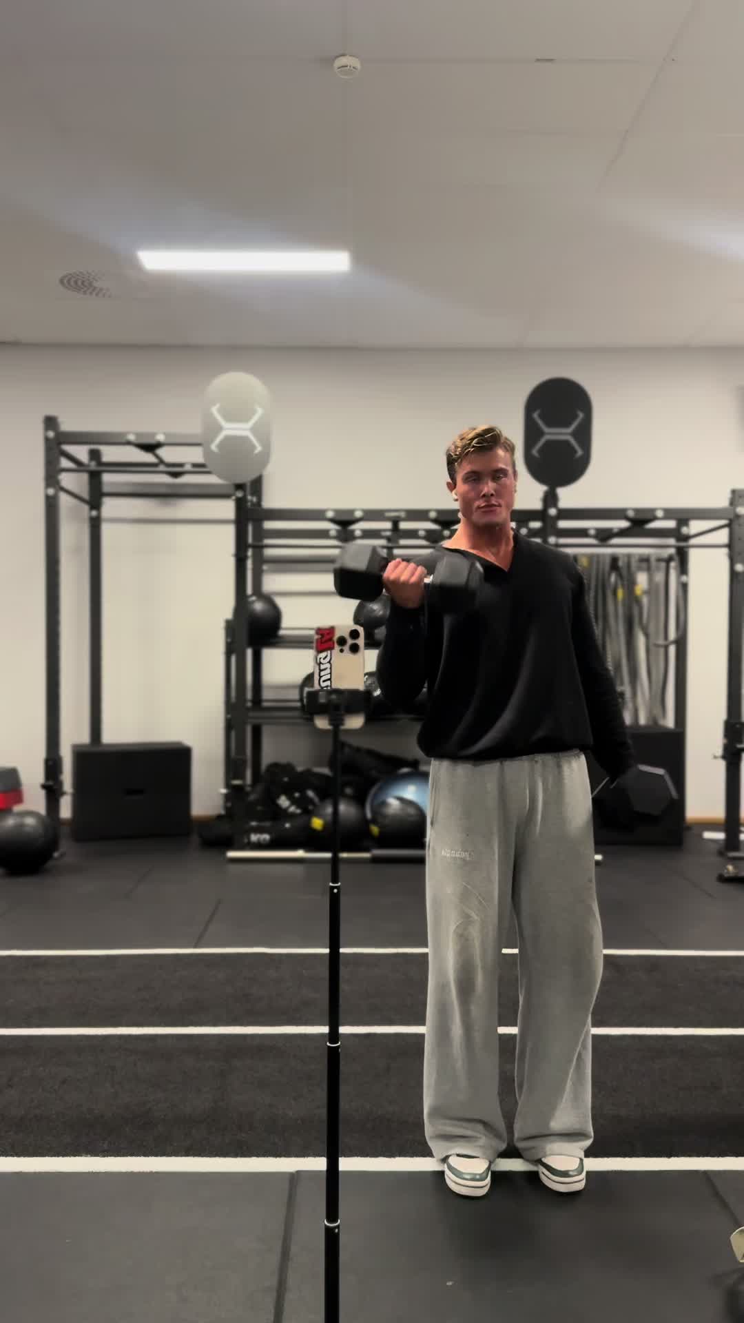 @Victorsamuelsson9