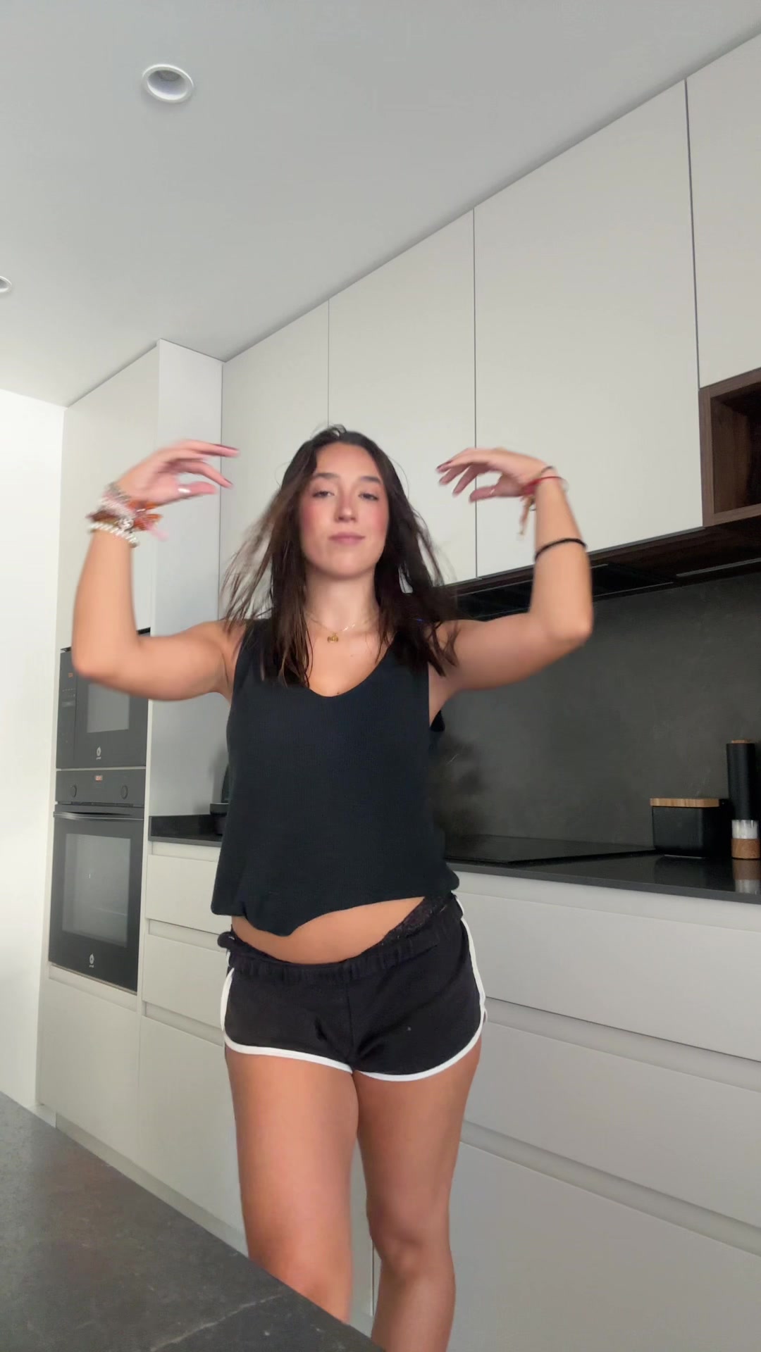 @daniela