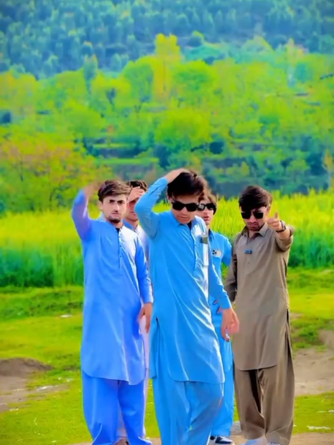 @𝘇𝗶𝗮_𝗞𝗵𝗮𝗻