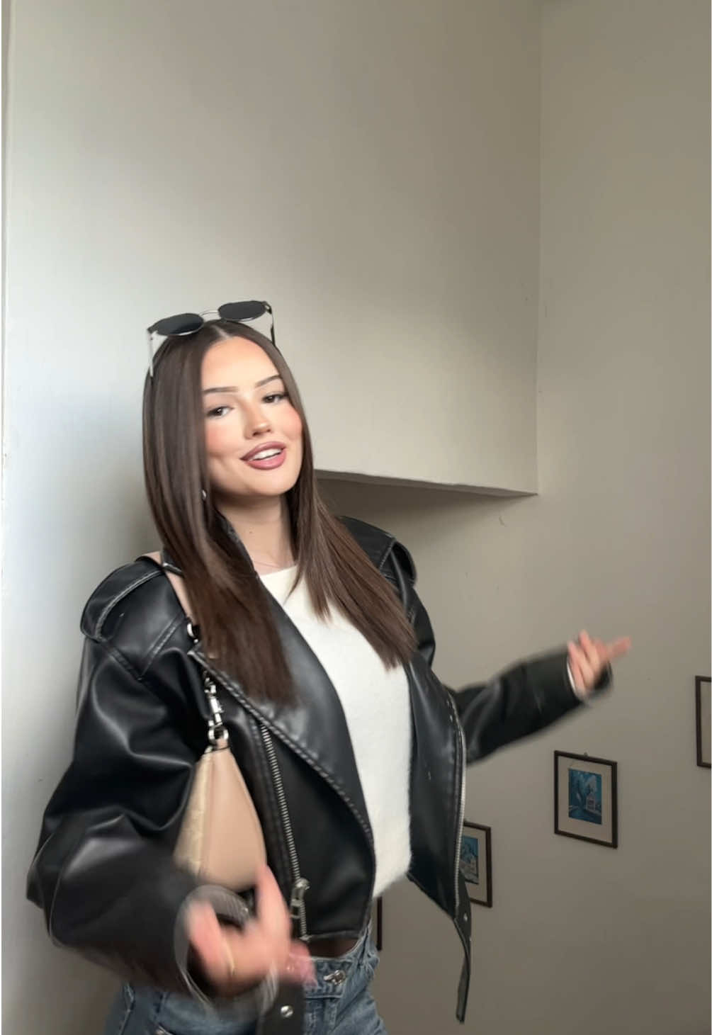 @𝐸𝓁𝒾𝓃𝓀𝒶
