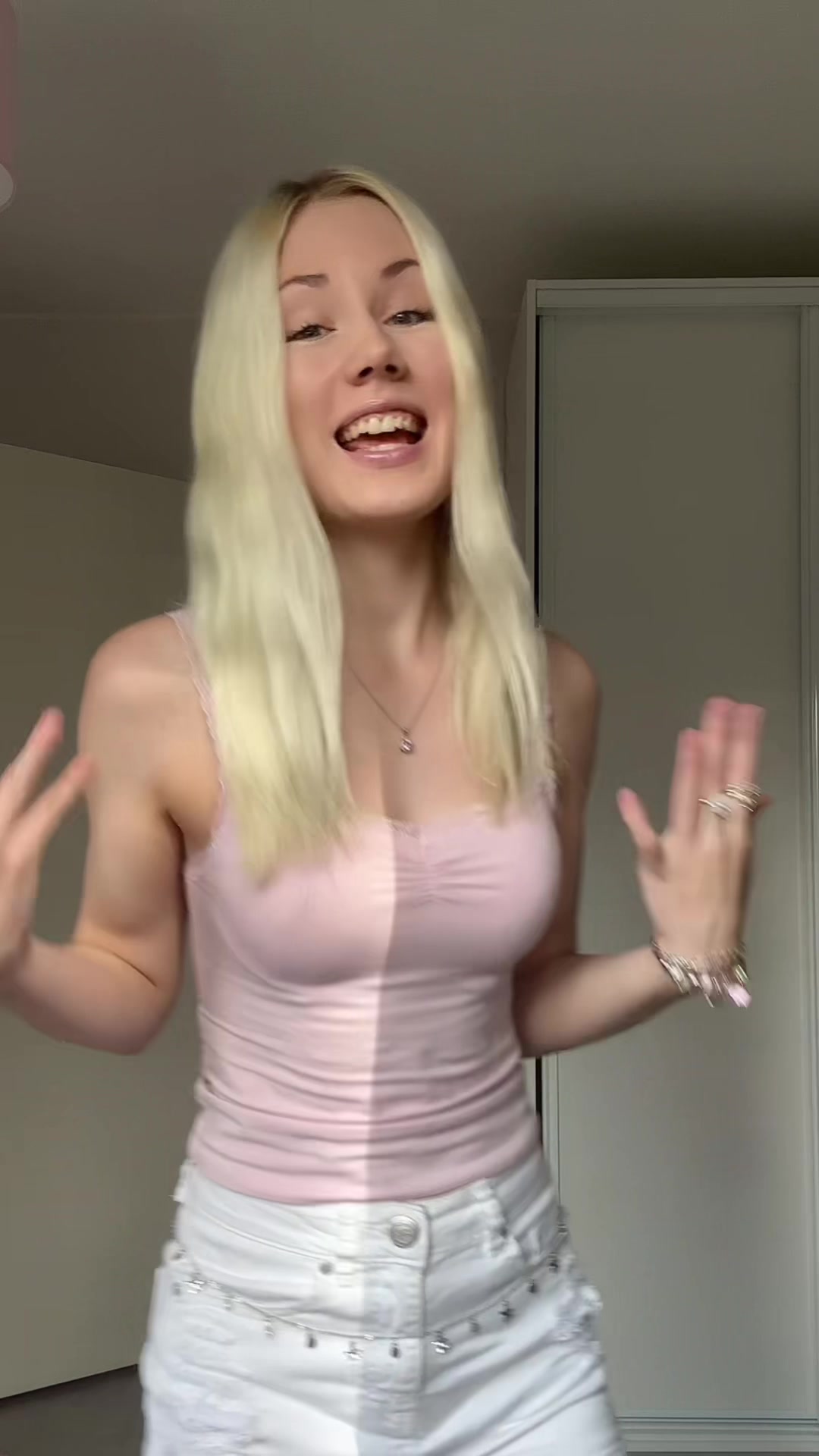 @Mirella💕