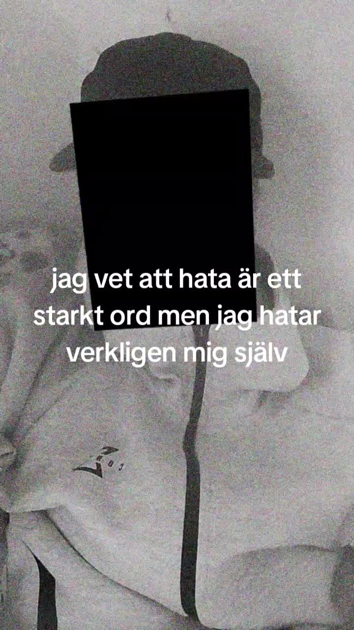 @𝔧𝔞𝔨𝔬𝔟 𝔏𝔦𝔫𝔡𝔮𝔳𝔦𝔰𝔱