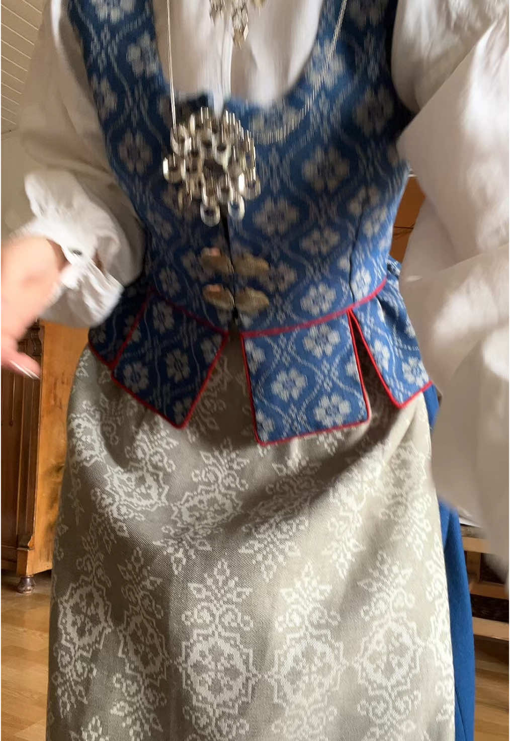 @elviraespolin